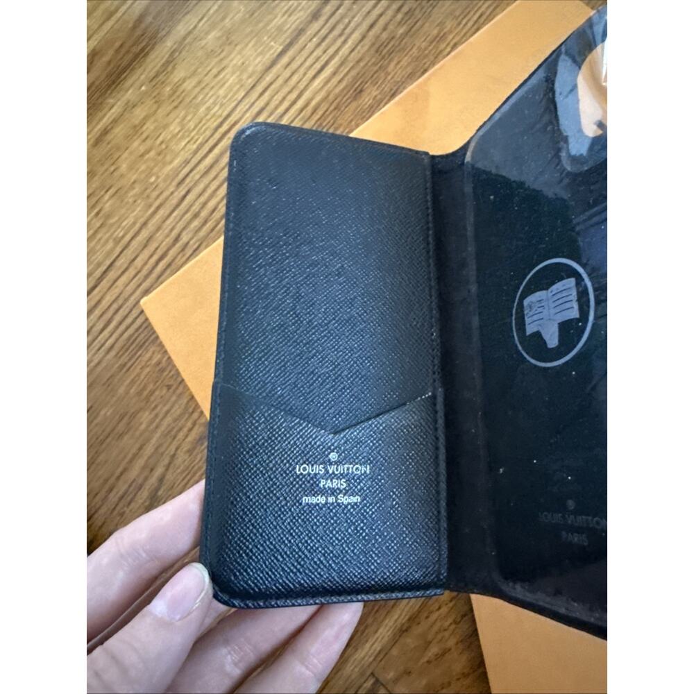 Authentic Louis Vuitton iPhone X Monogram Black & Gray Folio Case BC0158 - Picture 9 of 12